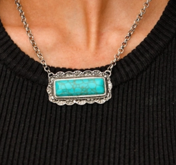 18" Turquoise Bar Necklace with Stamped Border